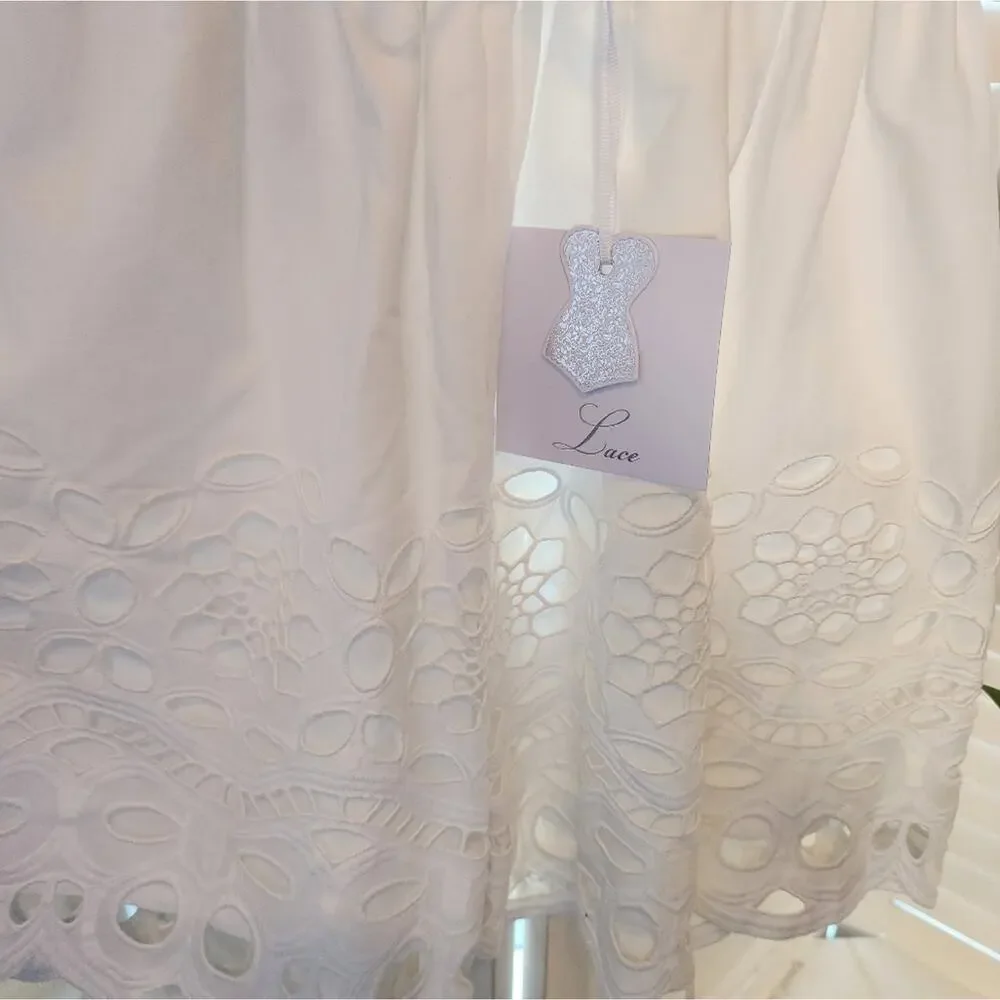 LACE THE LABEL WHITE LACE SHORTS SIZE SMALL (STRETCH) RETAIL $290
